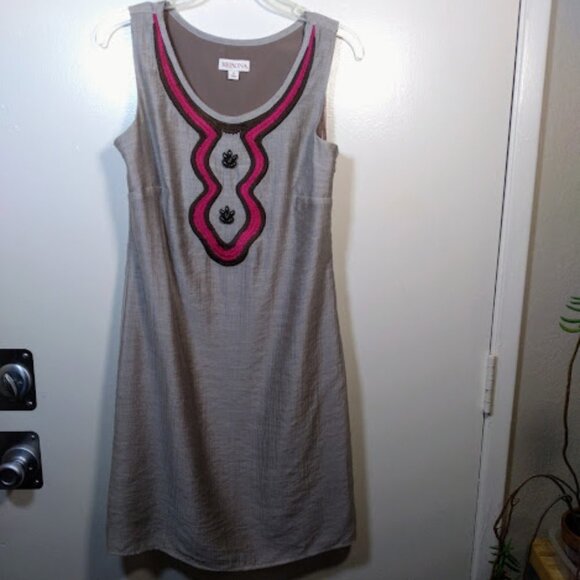 Merona Dresses & Skirts - Merona Beige & Pink lined sleeveless dress Size: 8
